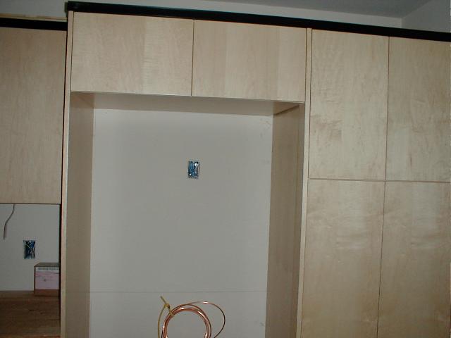 cabinets06.jpg (23268 bytes)